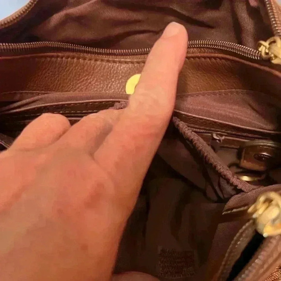 Stone Mountain buttery leather organizer handbag. - Picture 4 of 15